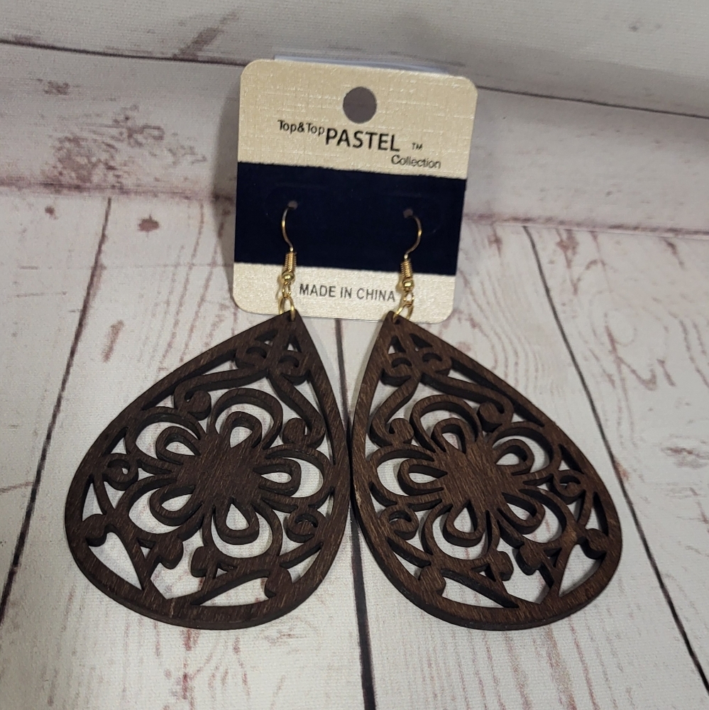 😁BOGO SALE😁. Top & Top Pastels wood hand carved dangle lightweight earrings